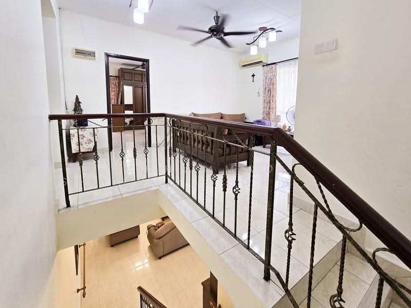 Semi-Detached House for Sale in Taman Setia 2 (Balakong) - Muhammad Shahrul Ridhwan Mehamad Nasir - Living Room - PropertyGuru.com.my