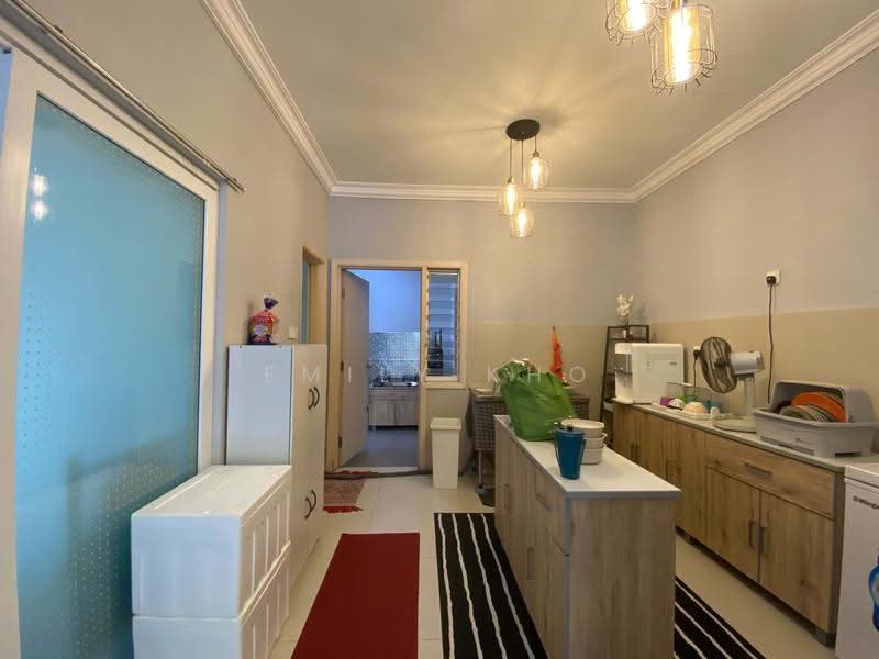 Rumah Kluster untuk Dijual di Sunway Alam Suria (Shah Alam) - Emily Kho - Kitchen - PropertyGuru.com.my