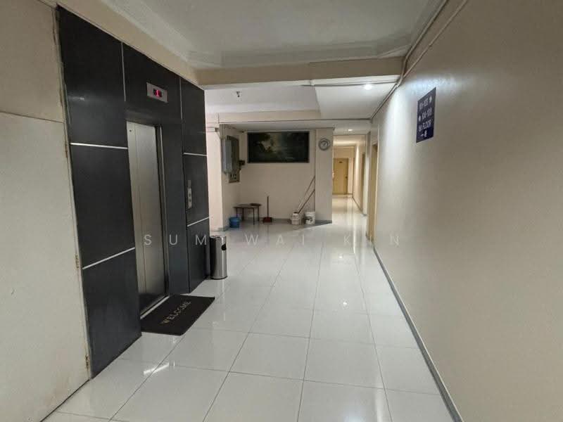 Hotel / Resort for Sale in Ipoh (Perak) - Sum Wai Kin - Corridor - PropertyGuru.com.my