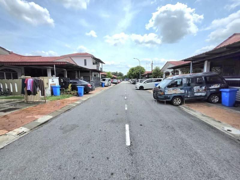1-storey Terraced House for Sale in Seksyen 29 (Shah Alam) - Ashraff Daniel - PropertyGuru.com.my