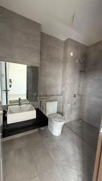 Rumah Teres 2-Tingkat untuk Dijual di Bandar Bukit Raja (Klang) - Pinky Liaw - Bathroom - PropertyGuru.com.my