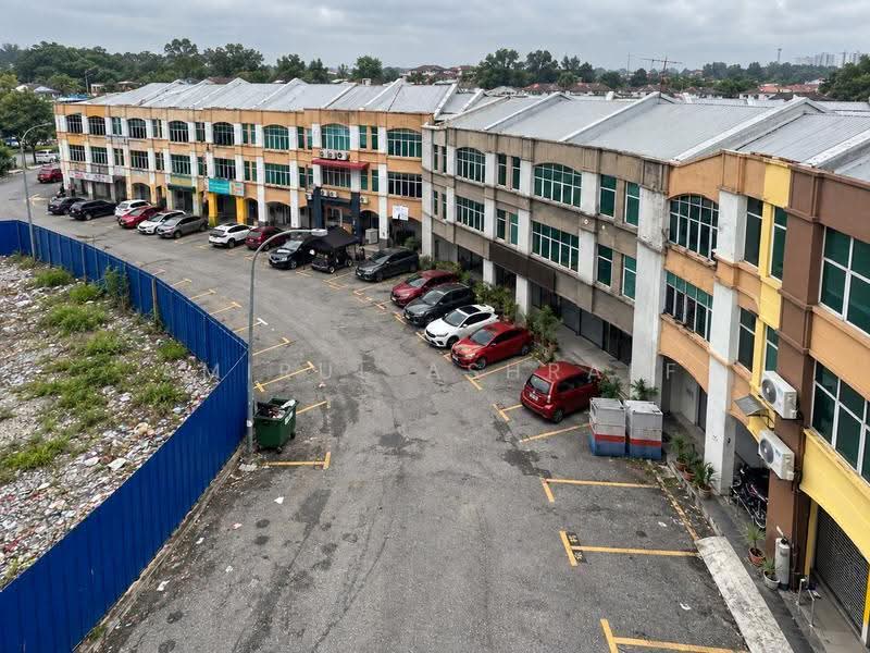 Shop / Office for Rent in Bandar Pinggiran Subang (Shah Alam) - Amirul Ashraff - Exterior - PropertyGuru.com.my