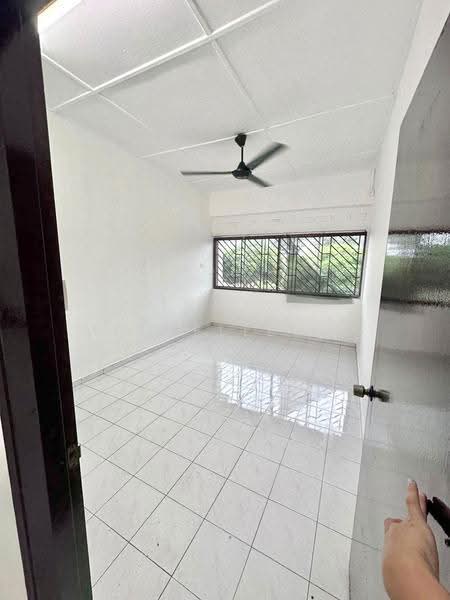 Shop / Office for Rent in Taman Johor Jaya (Johor Bahru) - Michelle He - Interior - PropertyGuru.com.my