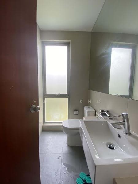 Semi-Detached House for Sale in Sunway Alam Suria (Shah Alam) - Emily Kho - Bathroom - PropertyGuru.com.my