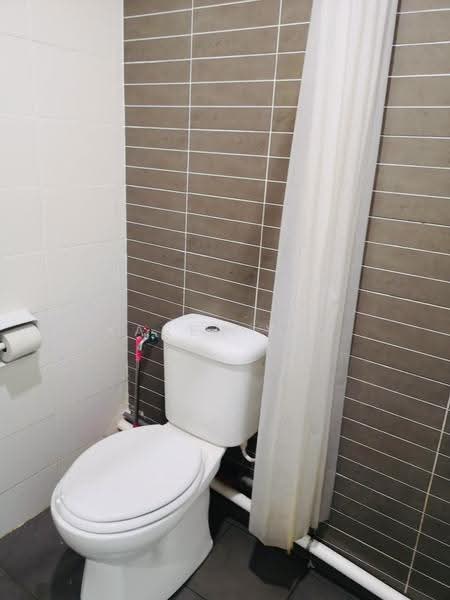 Kediaman Servis untuk Dijual di Palazio - Karen Yeo - Bathroom - PropertyGuru.com.my