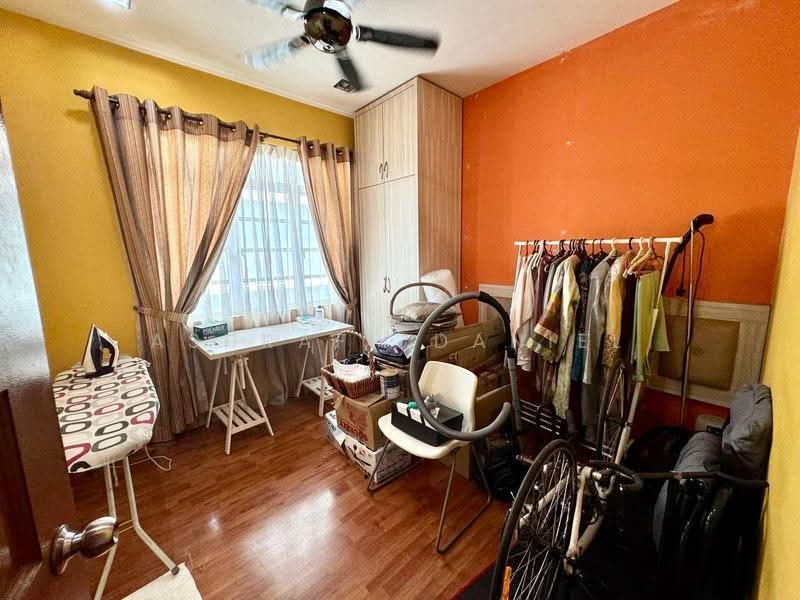 Rumah Banglo untuk Dijual di Bandar Putra Permai (Seri Kembangan) - Ashraff Daniel - Interior - PropertyGuru.com.my
