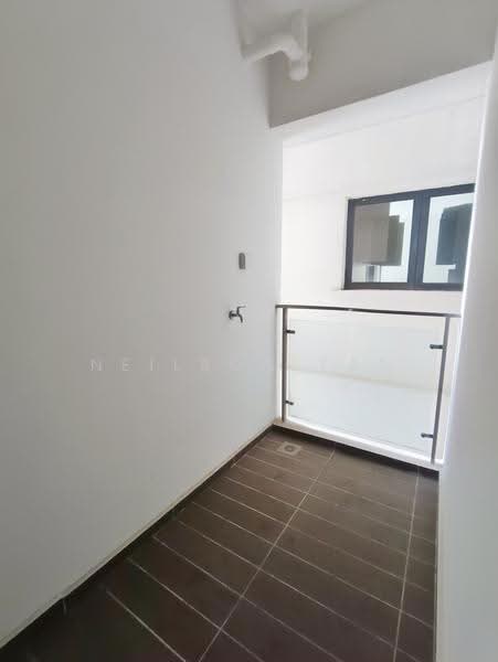 Condominium for Sale at Bay Point @ Country Garden Danga Bay - Neilson Tan - Balcony - PropertyGuru.com.my