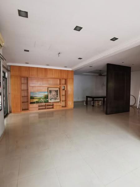 Semi-Detached House for Sale in Taman Yarl (Jalan Klang Lama (Old Klang Road)) - Jason Lee - Living Room - PropertyGuru.com.my