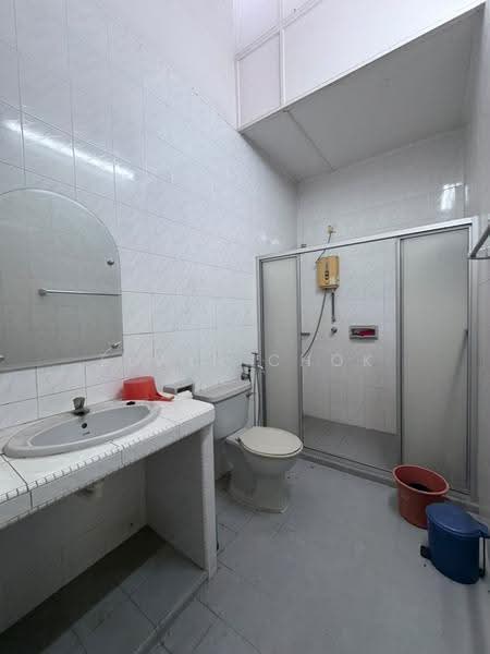 Rumah Teres 2-Tingkat untuk Dijual di Taman Eng Ann (Klang) - Elwin Chok - Bathroom - PropertyGuru.com.my