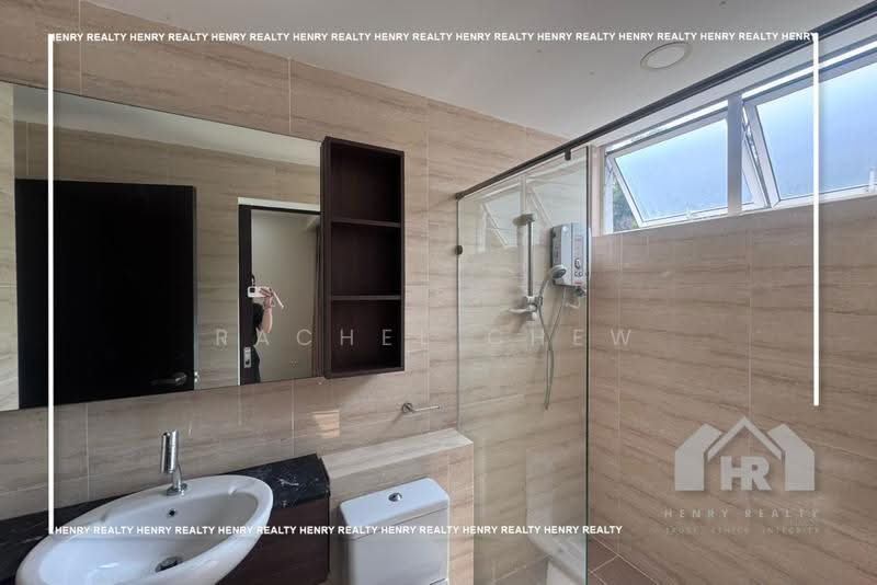 Condominium for Sale at The Bay Residences - Rachel Chew - Bathroom - PropertyGuru.com.my