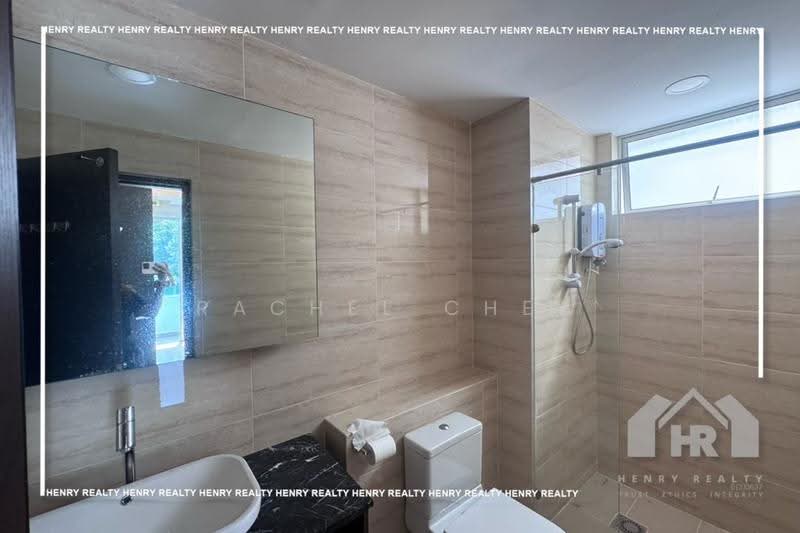 Condominium for Sale at The Bay Residences - Rachel Chew - Bathroom - PropertyGuru.com.my