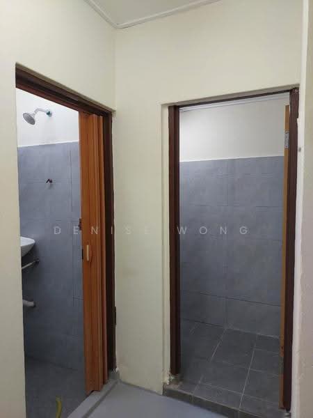 Rumah Teres 1-Tingkat untuk Disewa di Petaling Jaya (Selangor) - Denise Wong - Bathroom - PropertyGuru.com.my