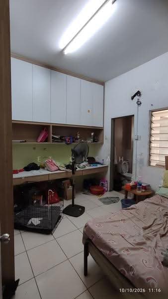 2-storey Terraced House for Sale in Kota Kemuning (Shah Alam) - ET Cheah - Ground Floor Room - PropertyGuru.com.my