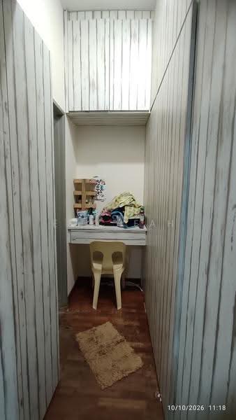 2-storey Terraced House for Sale in Kota Kemuning (Shah Alam) - ET Cheah - Wardrobe - PropertyGuru.com.my