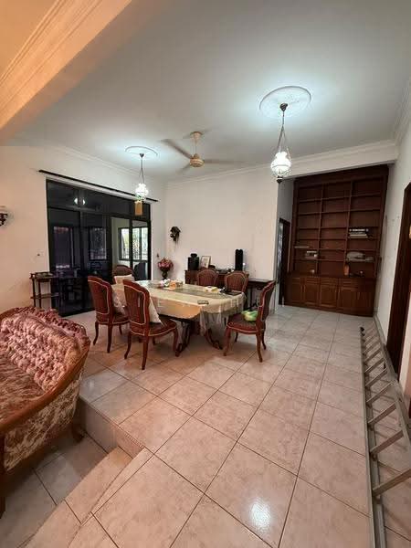 Semi-Detached House for Sale in Taman Sutera (Johor Bahru) - Siew Hui - Dining Room - PropertyGuru.com.my