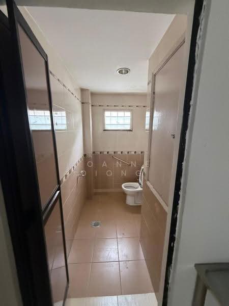 Kedai untuk Disewa di SS17 (Subang Jaya) - Joanne Diong - Bathroom - PropertyGuru.com.my