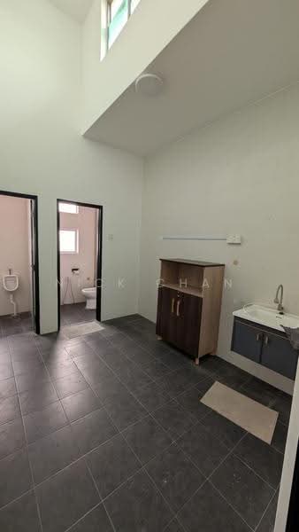 Semi-D Factory for Rent in Kawasan Perindustrian IGB (Ipoh) - Nick Chan - Bathroom - PropertyGuru.com.my