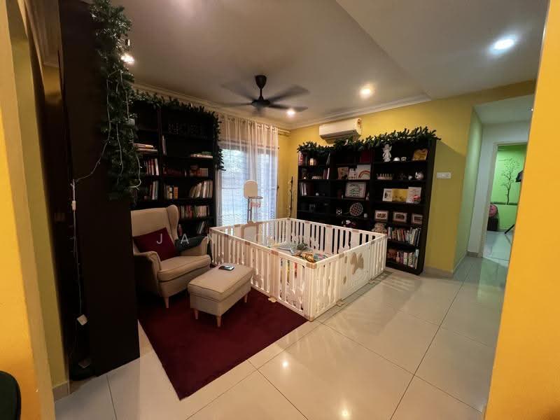 2-storey Terraced House for Sale in Alam Damai (Cheras) - Janice Lau - Living Room - PropertyGuru.com.my