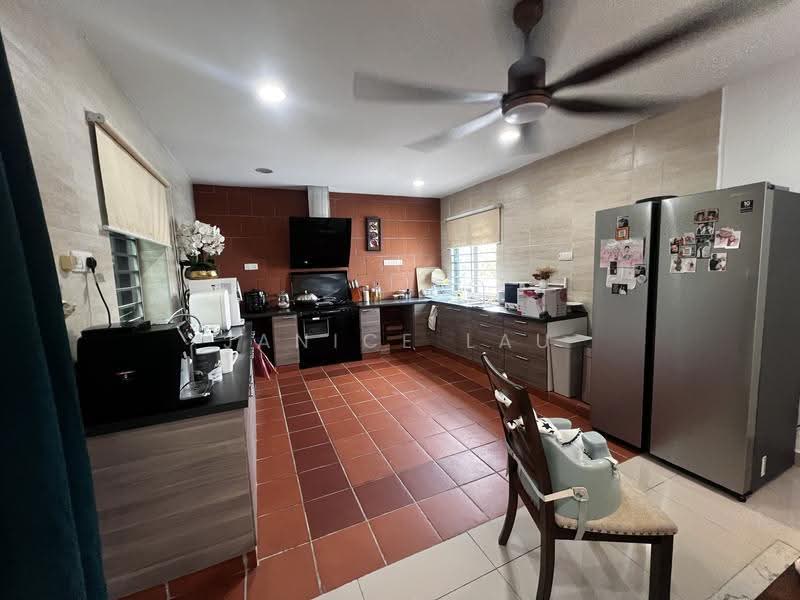 2-storey Terraced House for Sale in Alam Damai (Cheras) - Janice Lau - Kitchen - PropertyGuru.com.my
