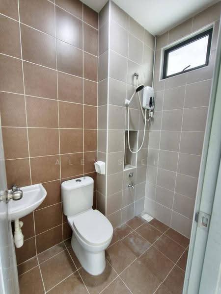 2-storey Terraced House for Rent in Johor Bahru (Johor) - Alex Sieh - Bathroom - PropertyGuru.com.my