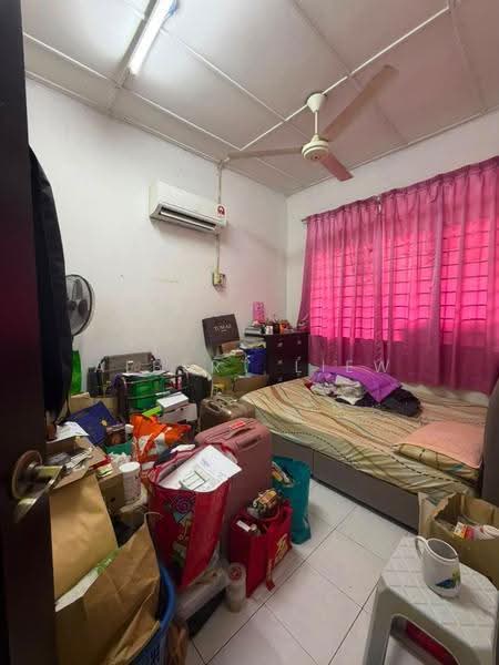 1-storey Terraced House for Sale in Taman Perling (Perling) - Albert Liew - PropertyGuru.com.my
