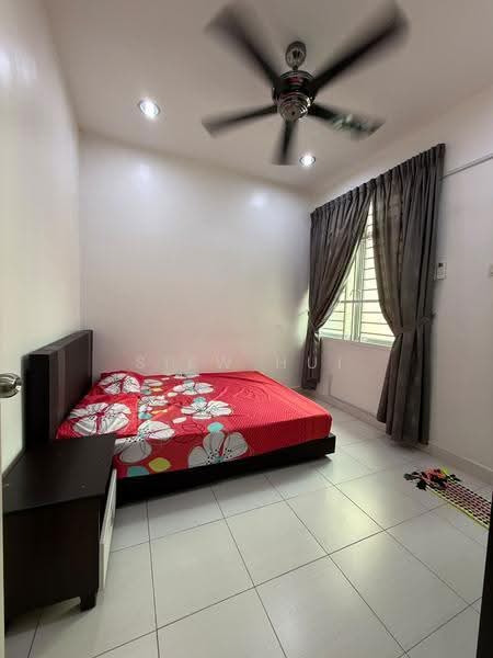 2-storey Terraced House for Sale in Taman Daiman Jaya (Kota Tinggi) - Siew Hui - Bedroom - PropertyGuru.com.my