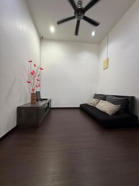 2-storey Terraced House for Sale in Taman Daiman Jaya (Kota Tinggi) - Siew Hui - Living Room - PropertyGuru.com.my