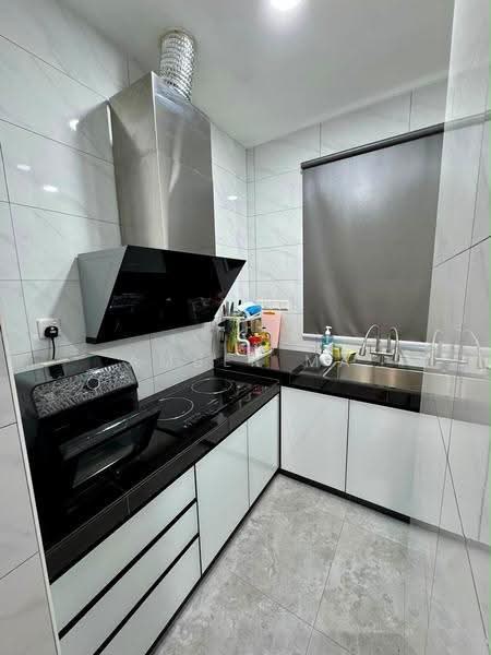 2-storey Terraced House for Sale in Taman Glenmarie (Johor Bahru) - Amber Ma - Kitchen - PropertyGuru.com.my