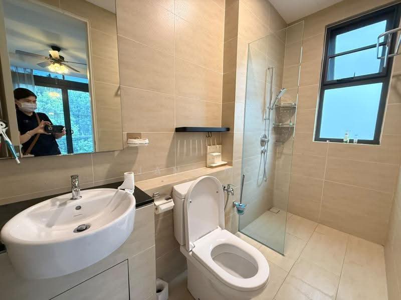 3-storey Terraced House for Rent in Lake Fields (Sungai Besi) - Jane Ng - Bathroom - PropertyGuru.com.my