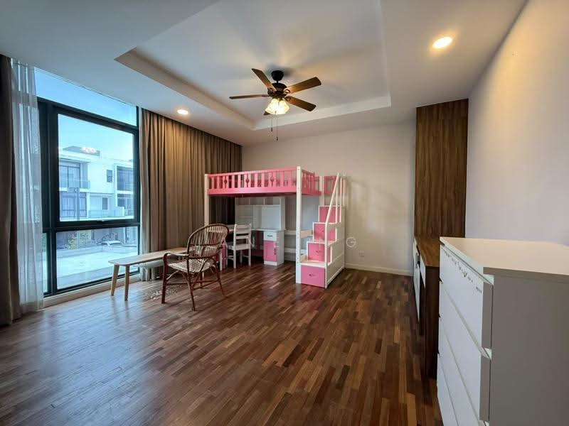 3-storey Terraced House for Rent in Lake Fields (Sungai Besi) - Jane Ng - Bedroom - PropertyGuru.com.my