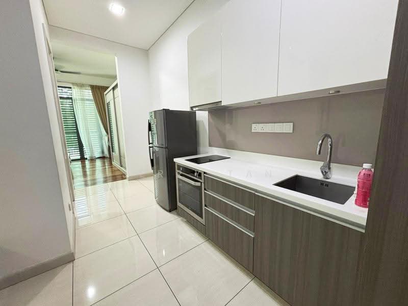 Kondominium untuk Disewa di The LIGHT COLLECTION II - Jerry Tan - Kitchen - PropertyGuru.com.my