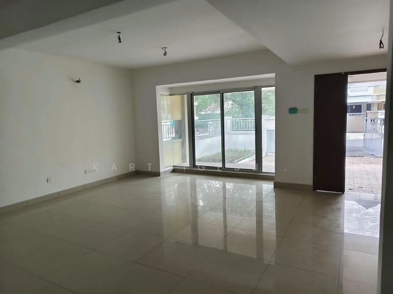 2.5-storey Terraced House for Sale in Taman Indah Gemilang 1 (Batu Caves) - Karthigesu . - Living Room - PropertyGuru.com.my