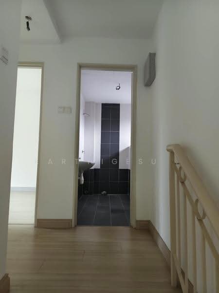 2.5-storey Terraced House for Sale in Taman Indah Gemilang 1 (Batu Caves) - Karthigesu . - Bathroom - PropertyGuru.com.my