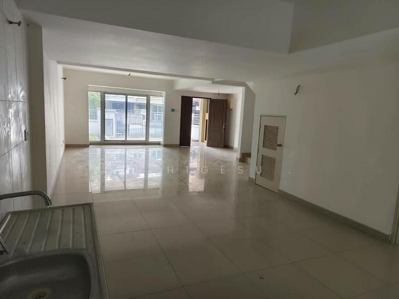 2.5-storey Terraced House for Sale in Taman Indah Gemilang 1 (Batu Caves) - Karthigesu . - Living Room - PropertyGuru.com.my