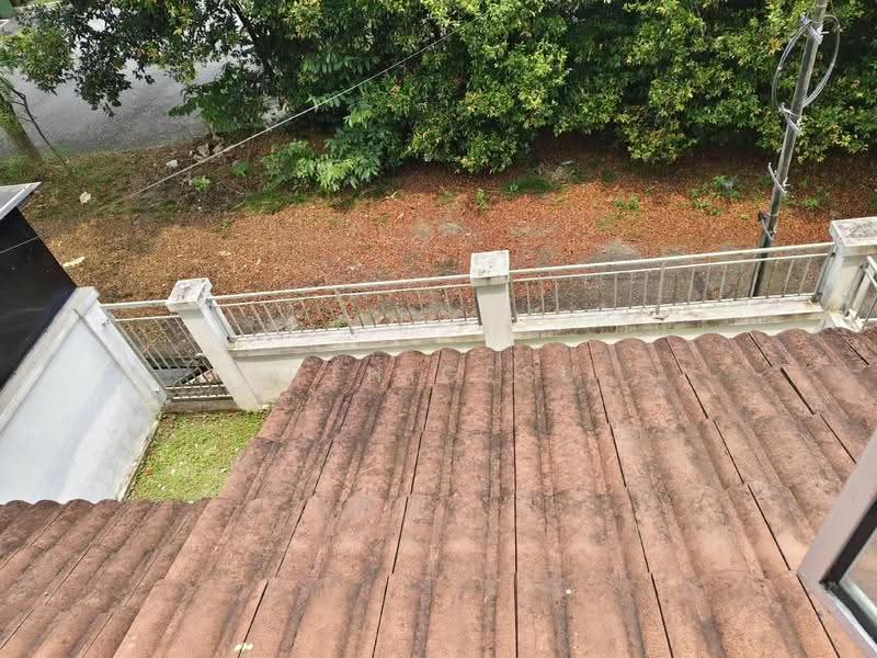 2.5-storey Terraced House for Sale in Taman Indah Gemilang 1 (Batu Caves) - Karthigesu . - Roof - PropertyGuru.com.my