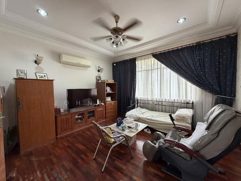 Bungalow House for Sale in Kajang (Selangor) - Johnny Leong - Living Room - PropertyGuru.com.my