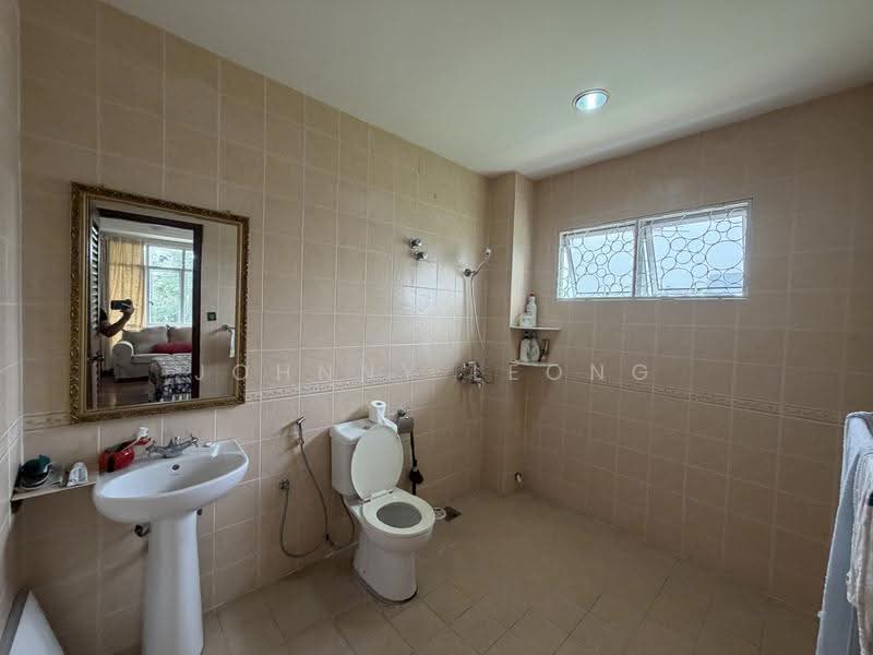 Bungalow House for Sale in Kajang (Selangor) - Johnny Leong - PropertyGuru.com.my