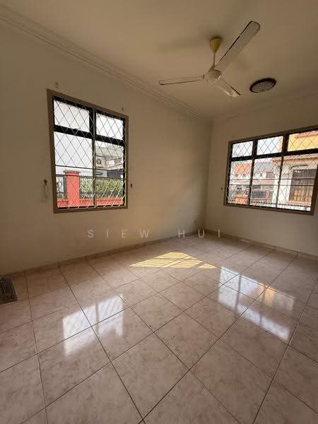 Semi-Detached House for Sale in Taman Sutera (Johor Bahru) - Siew Hui - Interior - PropertyGuru.com.my
