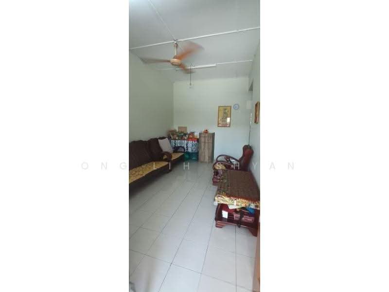 1-storey Terraced House for Sale in Kota Masai (Pasir Gudang) - Ong Lih Shyan - Living Room - PropertyGuru.com.my