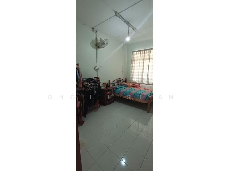 1-storey Terraced House for Sale in Kota Masai (Pasir Gudang) - Ong Lih Shyan - Bedroom - PropertyGuru.com.my