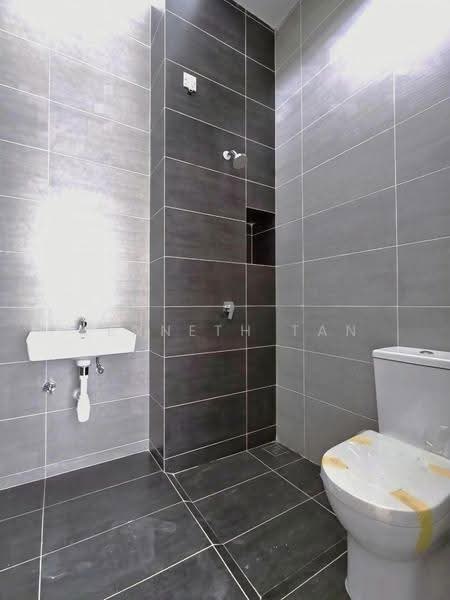 Rumah Teres 2-Tingkat untuk Dijual di Bandar Dato Onn (Tebrau) - Kenneth Tan - PropertyGuru.com.my