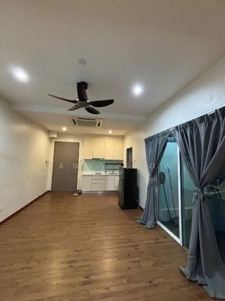 Service Residence for Sale at SOHO @ Zetapark - Yanny Siow - Kitchen - PropertyGuru.com.my