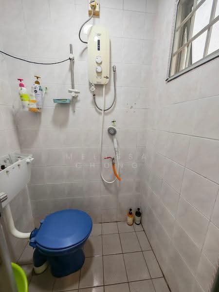 2-storey Terraced House for Sale in Taman Serdang Jaya (Seri Kembangan) - Melissa Chong - Bathroom - PropertyGuru.com.my