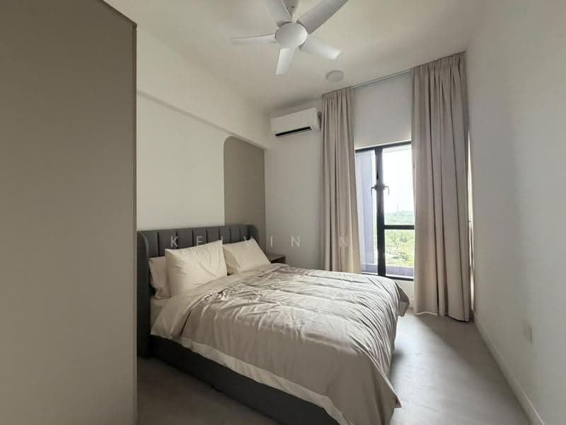 Kediaman Servis untuk Dijual di Maya Ara Residences - Kelvin Ng - Bedroom - PropertyGuru.com.my