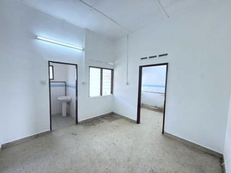 Rumah Berkembar untuk Dijual di Johor Bahru (Johor) - Kenneth Tan - Bathroom - PropertyGuru.com.my