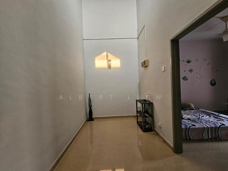2-storey Terraced House for Sale in Jementah (Johor) - Albert Liew - Bedroom - PropertyGuru.com.my