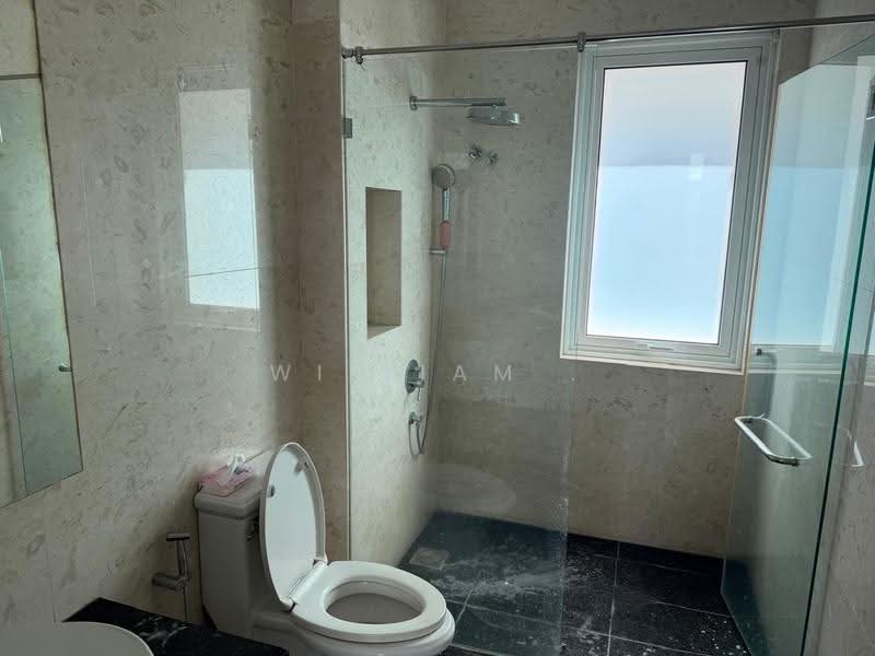 Rumah Banglo untuk Dijual di Taman Equine (Seri Kembangan) - William . - Bathroom - PropertyGuru.com.my