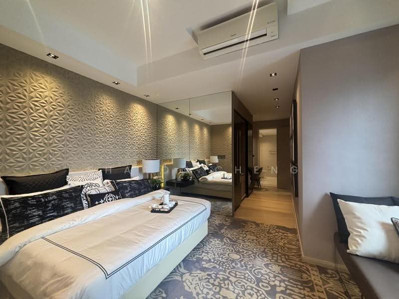 Kediaman Servis untuk Dijual di Star Residences Two - Sharon Cheng - Bedroom - PropertyGuru.com.my