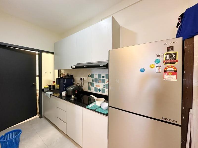 Service Residence for Sale at ASTON ACACIA - Julianne (ShuWei) - Kitchen - PropertyGuru.com.my