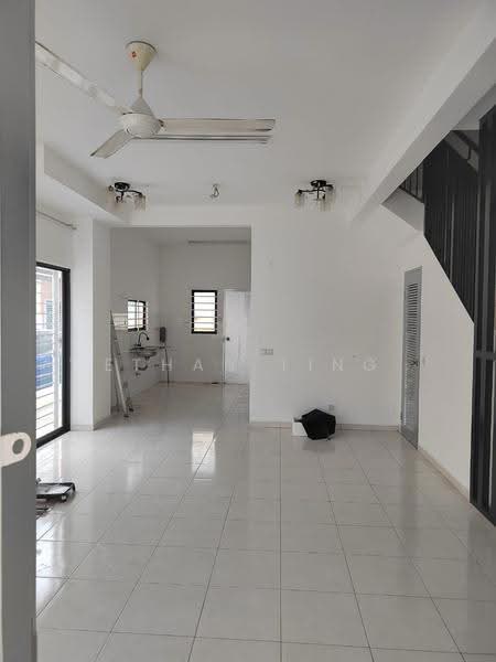Rumah Teres 2-Tingkat untuk Disewa di Setia Alam (Selangor) - Ethan Ting - Kitchen - PropertyGuru.com.my